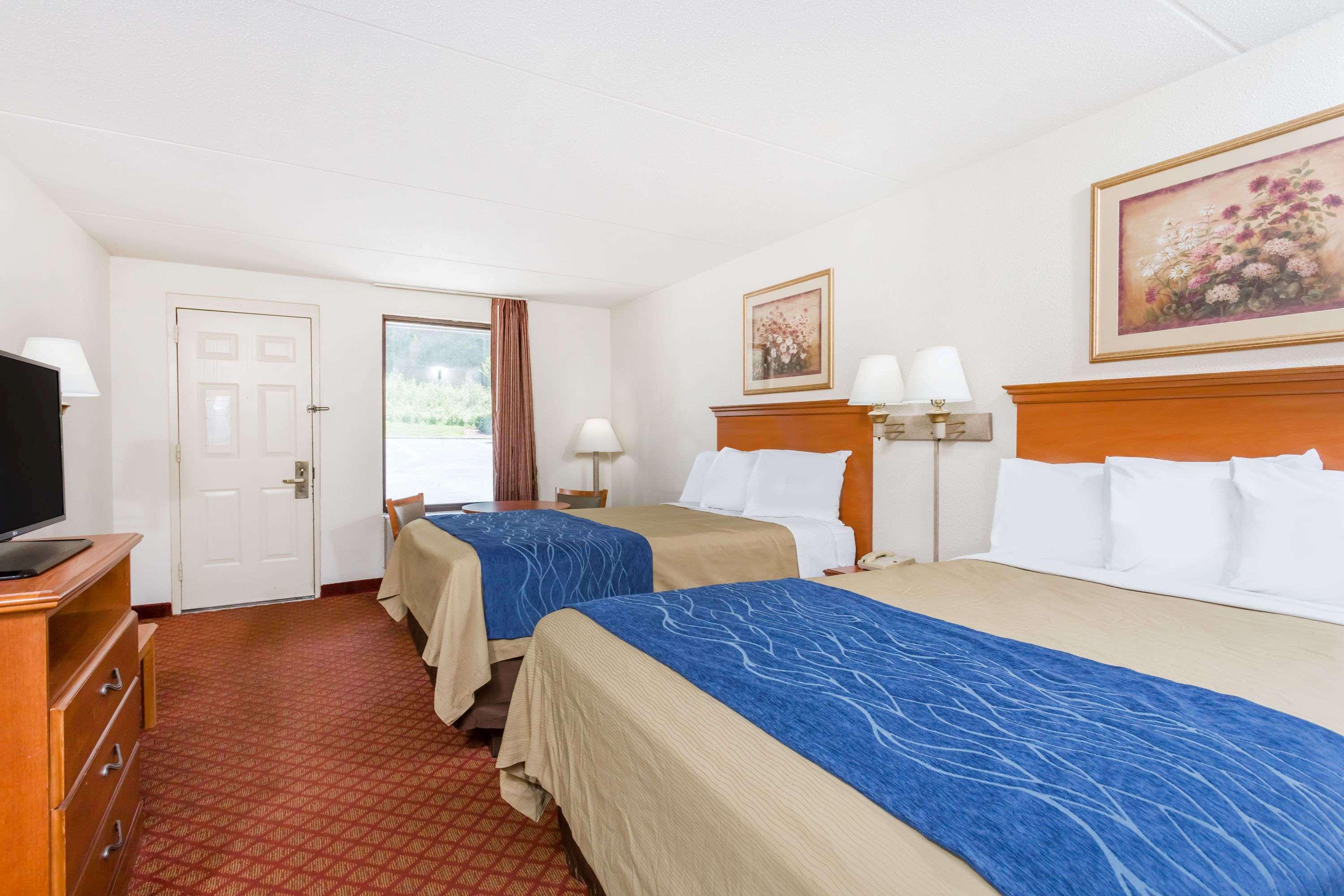 Days Inn By Wyndham Winston Salem North Exteriör bild